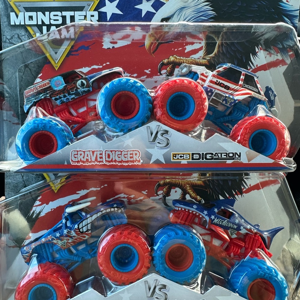 Monster jam STARS AND STRIPES Set